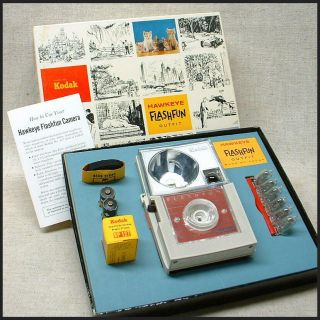 1961 Kodak Hawkeye Flashfun Camera Outfit - Old - Stock Perfect In The Box