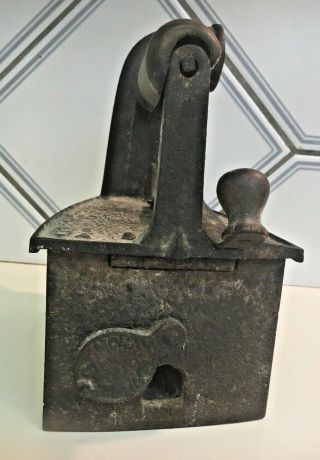 antique 1800 ' s Mondragon coal fired sad Iron with spout 3