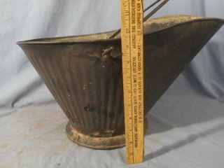 Antique Ash Coal Scuttle Metal Bucket Vintage estate find 2
