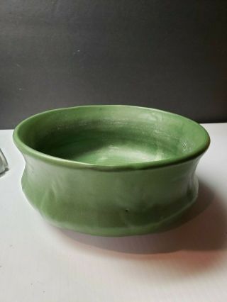 Matte Green Arts And Crafts Peters And Reed Art Pottery Bowl With Oak Leaves