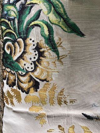 18 Th Century Silk Brocade Panel With Tulips. 8