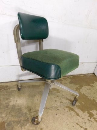 Vintage Steelcase Office Doctor Medical Tilt Rolling Upholstered Green Chair