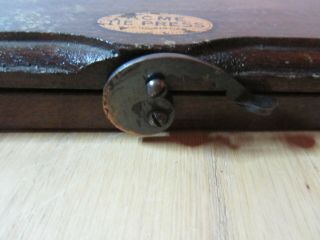 WOODEN ACME TIE PRESS MEAKERS OF LONDON IN OAK PRE WAR 3 1/2 