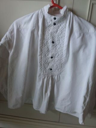 Antique French hand made white linen/heavy cotton embroidered smock 3