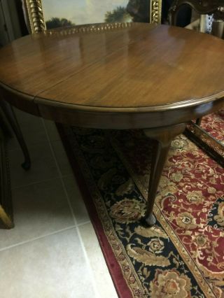 Price: $79.  00 Huge - - Queen Anne Mahogany Dining Table.