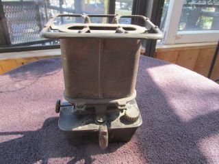 ANTIQUE SAD IRON WARMER CLEVELAND FDY CO NO.  01 PAT ' D APRIL 4TH 1891 WICK MOVES 3
