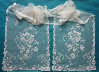Antique White Embroidered Net Lace Scarf / Shawl