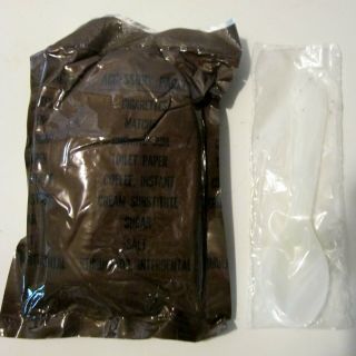 1971 C Ration Accessory Packet W/cigs,  Toothpick & Spoon (1)