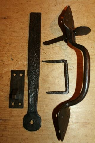 Antique Wrought Iron Suffolk/thumb - Latch Plank Door Keep Complete