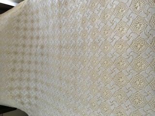Vintage Hand Crocheted Bedspread 88 x 84 2