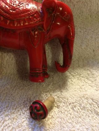EXQUISITE CHINESE RED CORAL HAND CARVED ELEPHANT SNUFF BOTTLE 2