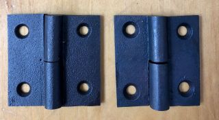 2x Antique Cast Iron Lift Off Rt/lt Hand Butt Door Hinges 2 X 2 Rare Sm Sz