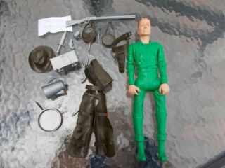 Johnny West/green Johnny West With Partial Set Bronze And Silver
