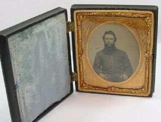 Union Soldier Tintype Us Military Frame W Flags Cannon,  More Gutta Percha Case