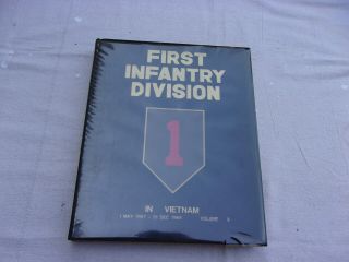 Us Army 1st Infantry Division Vietnam Year Book - - Vol.  Ii - - 1967 - 68 - -