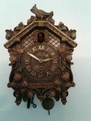 Vtg Lux Mfg.  Co Waterbury Conn Miniature Cuckoo Clock 1940’s -