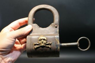 Antique Vintage Style Wrought Iron Trunk Pirate Chest Lock Key Padlock Crossbone