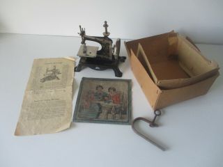 Toy Sewing Machine Casige Flower And Vine Decal With Instructions And Part Box