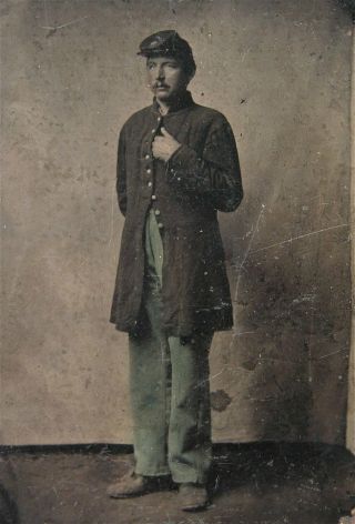 1860s Civil War Soldier Tintype Photograph - Quarter Plate Hand Colored Soldier