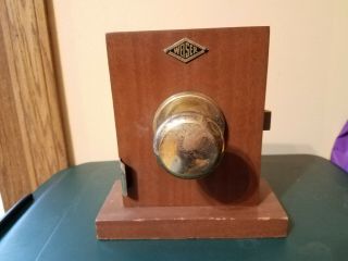 Vintage Showroom Display Weiser 100 Finish Troy 3 Gold Brass Door Knob