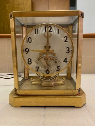 Vintage United Clock Co.  Electric Mantel Clock Model 999 W/ Glass Cover