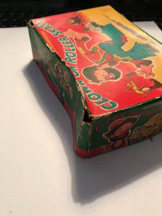 CLOWN ON ROLLER SKATES JAPAN TIN WIND UP TOY IN THE BOX. 5