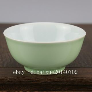 Chinese old hand - carved porcelain green glaze A small bowl b02 2