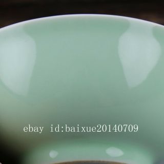 Chinese old hand - carved porcelain green glaze A small bowl b02 4