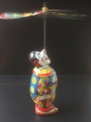 J CHEIN CIRCUS CLOWN VINTAGE 1930 ' s TIN WIND UP WITH SPINNING PADDLES 2