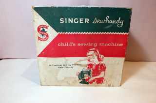 Vintage Singer Sewhandy Model 20 Child ' s Sewing Machine Toy Miniature 3