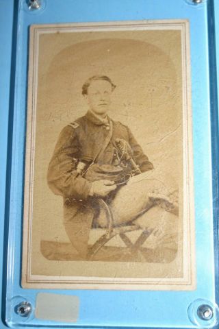 Orig.  Civil War Soldier Officer Cdv Photo Lt.  Tower 22nd Ny Cavalry Pistol,  Sword