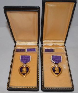 (2) WW2 US Purple Hearts & Cases 2
