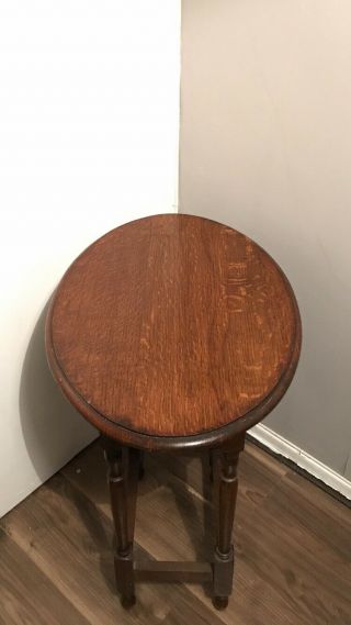 Classically Antique Arts and Crafts Style Oak Side Table Oval Top 5