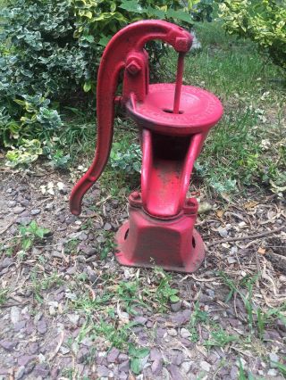 Primitive Vintage Gould Seneca Cast Iron Hand Crank Well Water Pump Garden Decor