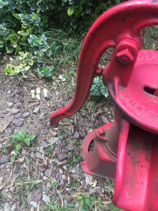 Primitive Vintage Gould Seneca Cast Iron Hand Crank Well Water Pump Garden Decor 4
