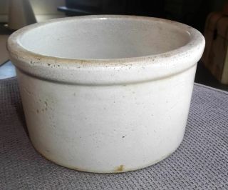 Small Antique White Hall SP&S Co.  Butter Crock 6 