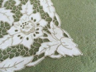 ANTIQUE MADEIRA TABLECLOTH - HAND EMBROIDERED BIRDS & FLOWERS 8