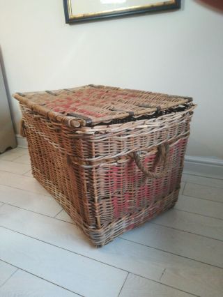 Large Antique Woven Willow Laundry Logs Storage Picnic Basket Trunk Scott Hall