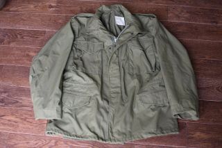 Vintage Vietnam War Og M - 65 Field Jacket - 1971 Regular Medium Old Stock