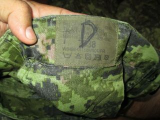 CANADIAN CADPAT ISSUE COMBAT PANTS SIZE 40,  Very Good 6