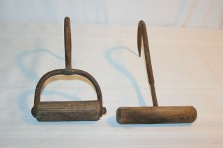 Antique Vintage Set 2 Cast Iron Wood Handle Primitive Hay Hooks Farm Decor 4