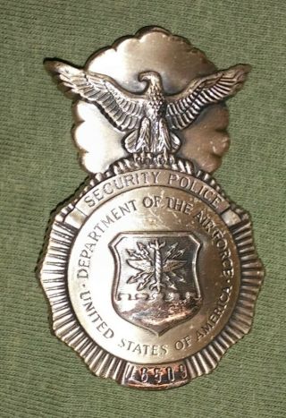 Usaf Air Force Security Police Badge Numbered Pinback Obsolete Defunct