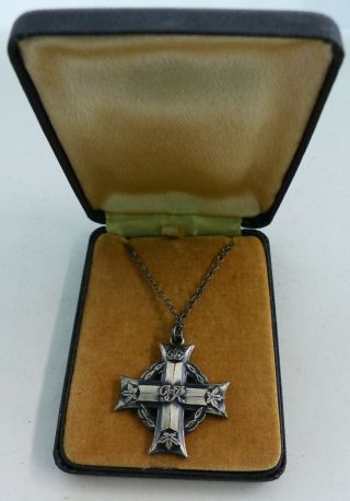 1939 - 45 Ww2 Canada Military Memorial Cross Medal With Case