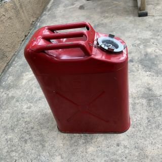 Vintage Military Jerry Can Red DOT 5L USMC 20 - 5 - 86 Army Gas Can 2