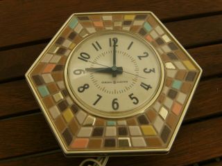 Vintage General Electric Model 2118a Kitchen Wall Clock