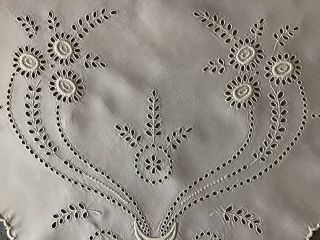 Stunning Large Antique Irish Linen Tablecloth Cutwork Design