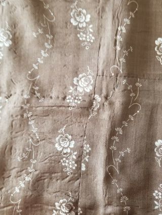 Antique Quilt,  Throw.  Silk,  Roman Zig Zag Design 64× 64 inches 5