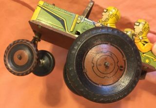 Vintage Marx Jumpin Jeep Tin Wind - up Toy 7