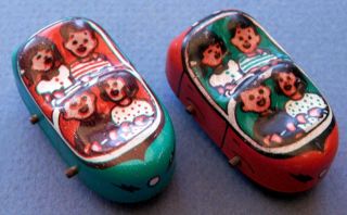 2 Chein Roller Coaster Tin Cars Green & Red Tray21