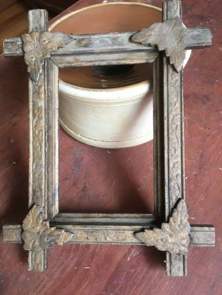 Antique Early Primitive Small Tramp Art Picture Frame Picture Size 6 1/2 X 4 1/4